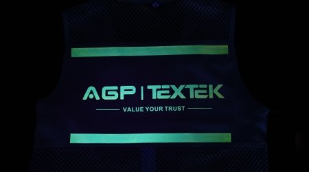 High degree of integration with ink, good adhesion.